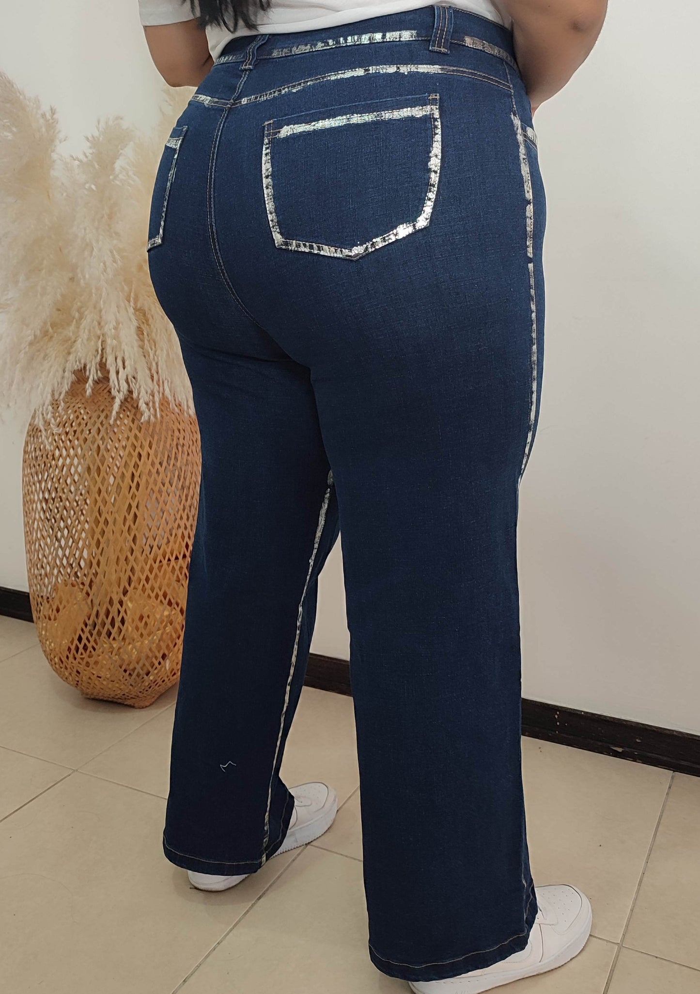 Jean azul lineas plateadas plus size - Áttika Klozet