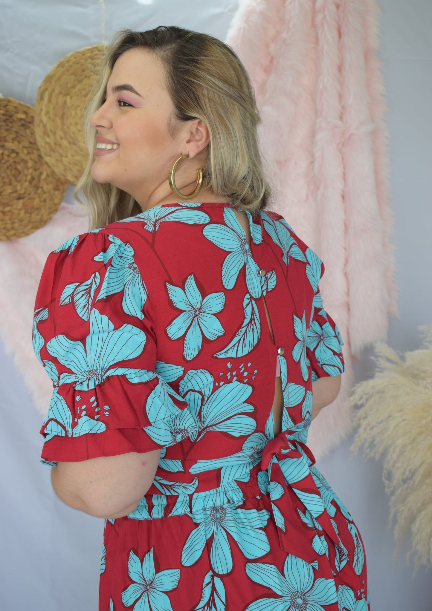 Set falda y crop flores rojo plus size - Áttika Klozet