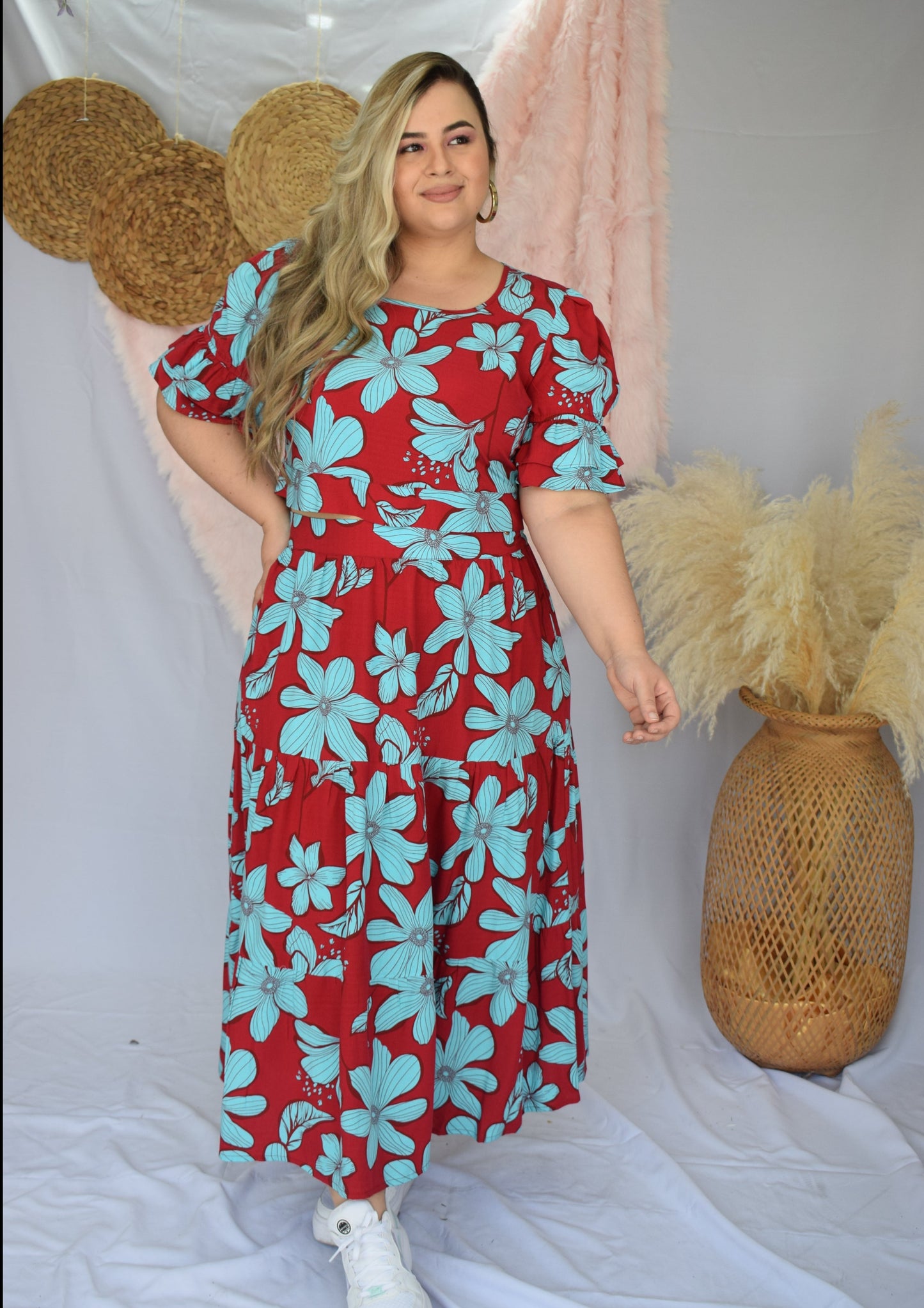 Set falda y crop flores rojo plus size - Áttika Klozet
