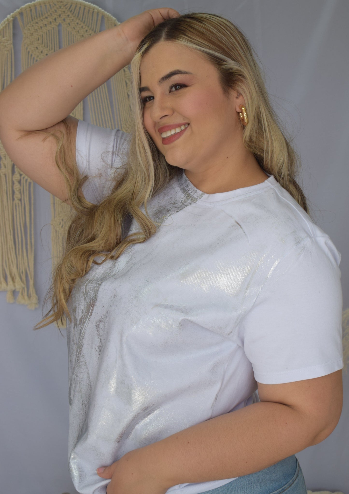 Camiseta blanca metalizada plus size - Áttika Klozet
