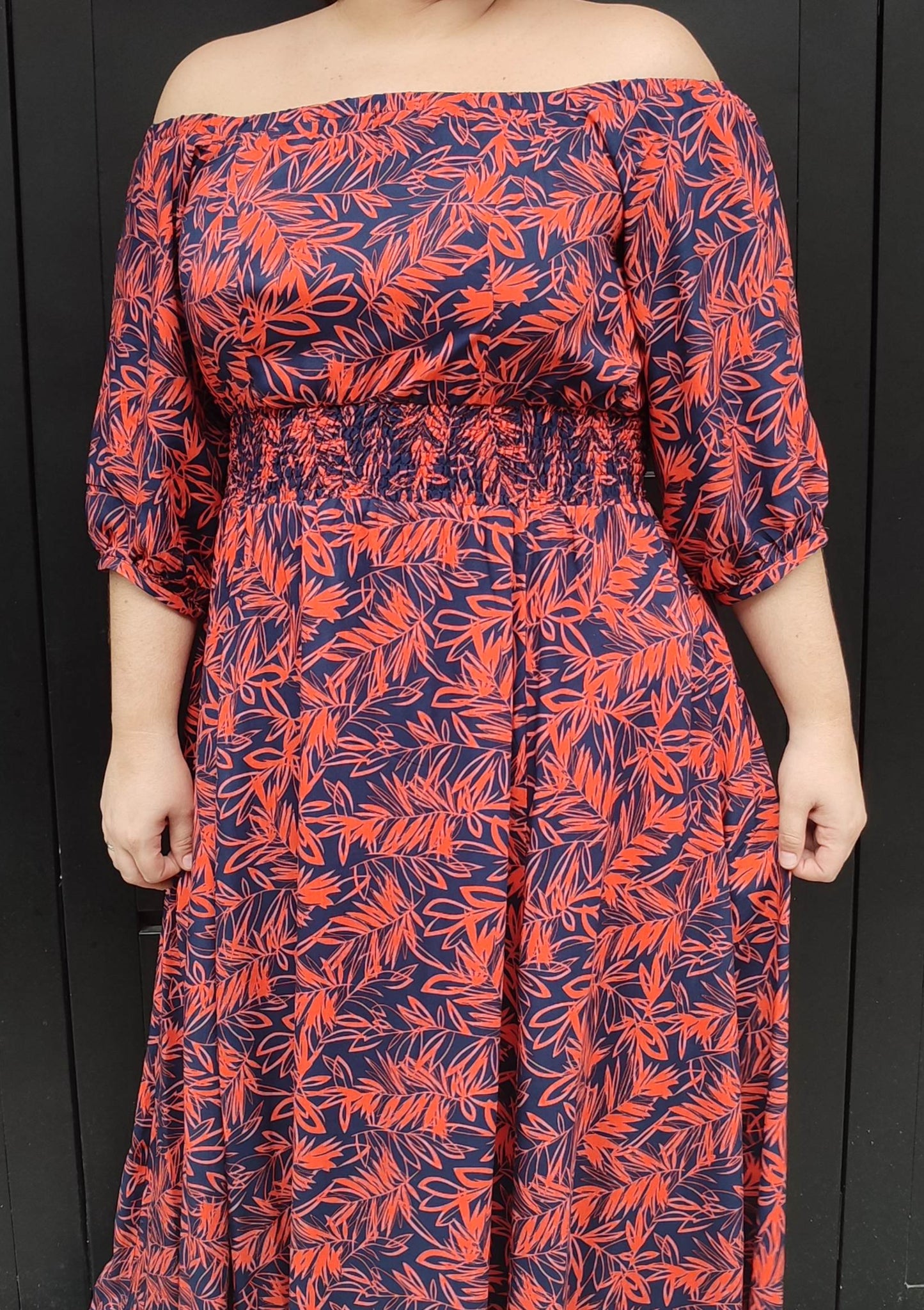 Vestido largo bandeja hojas azul/naranja plus size - Áttika Klozet