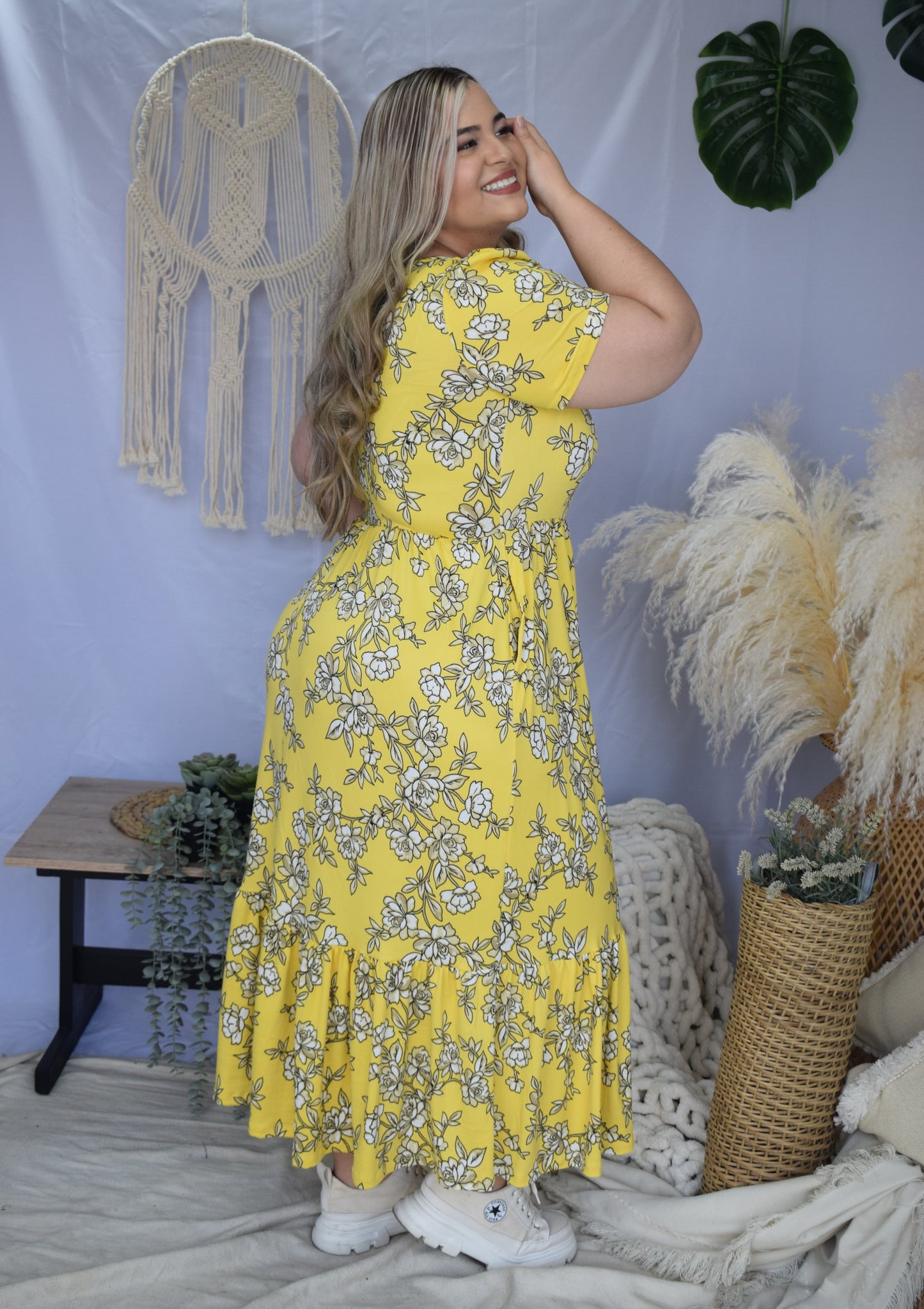 Vestido peach largo amarillo plus size - Áttika Klozet