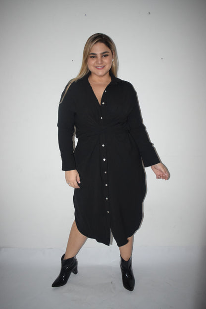 Vestido camisero negro con lazo plus size - Áttika Klozet